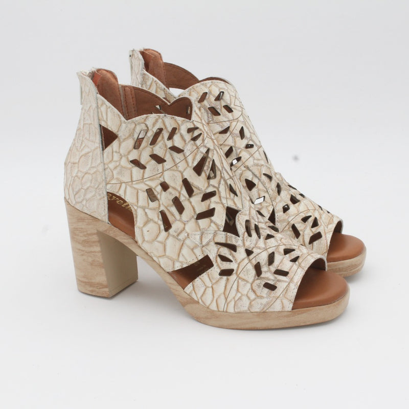BOTIN TACÓN CAYETANO GIMÉNEZ 12394 ARENA